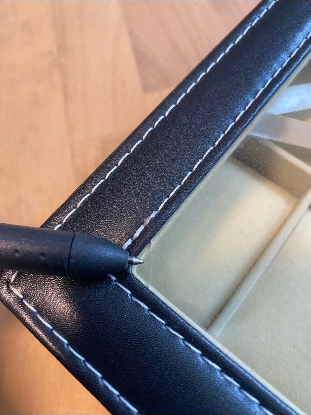 Black Leather 12 Watch / Jewelry Organizer With Clear Top & Metal Securing Latch